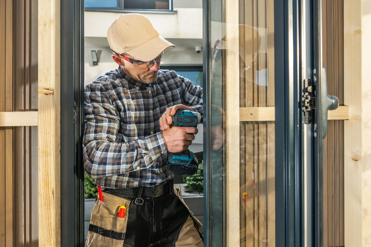Sliding Door Lock & Handle Replacement – Enhance Your Security